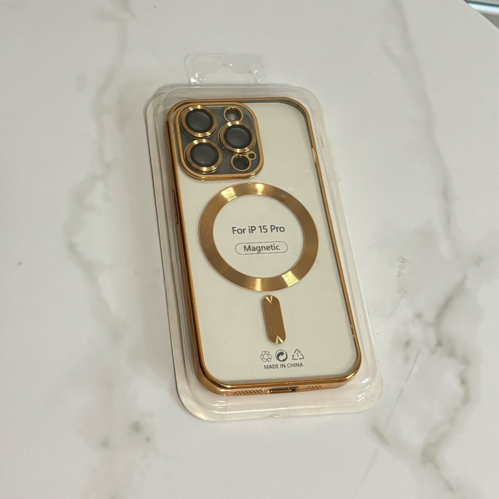 IPHONE 15 PRO MAGSAFE CASE